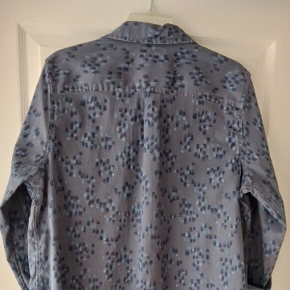 L.L . Bean Woman's Long Sleeve Blouse Geometric Grey Pockets Size Large Western - Picture 3 of 12